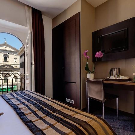 Hotel Rinascimento - Gruppo Trevi Hotels Rome Bagian luar foto