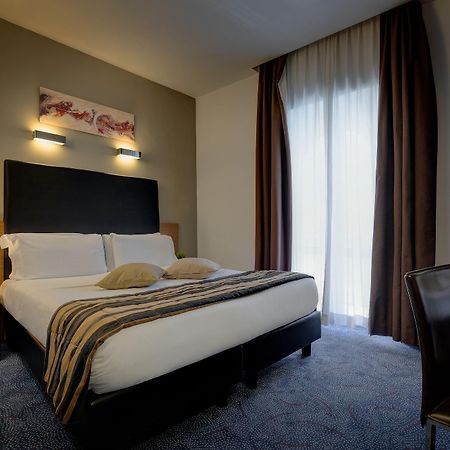 Hotel Rinascimento - Gruppo Trevi Hotels Rome Bagian luar foto