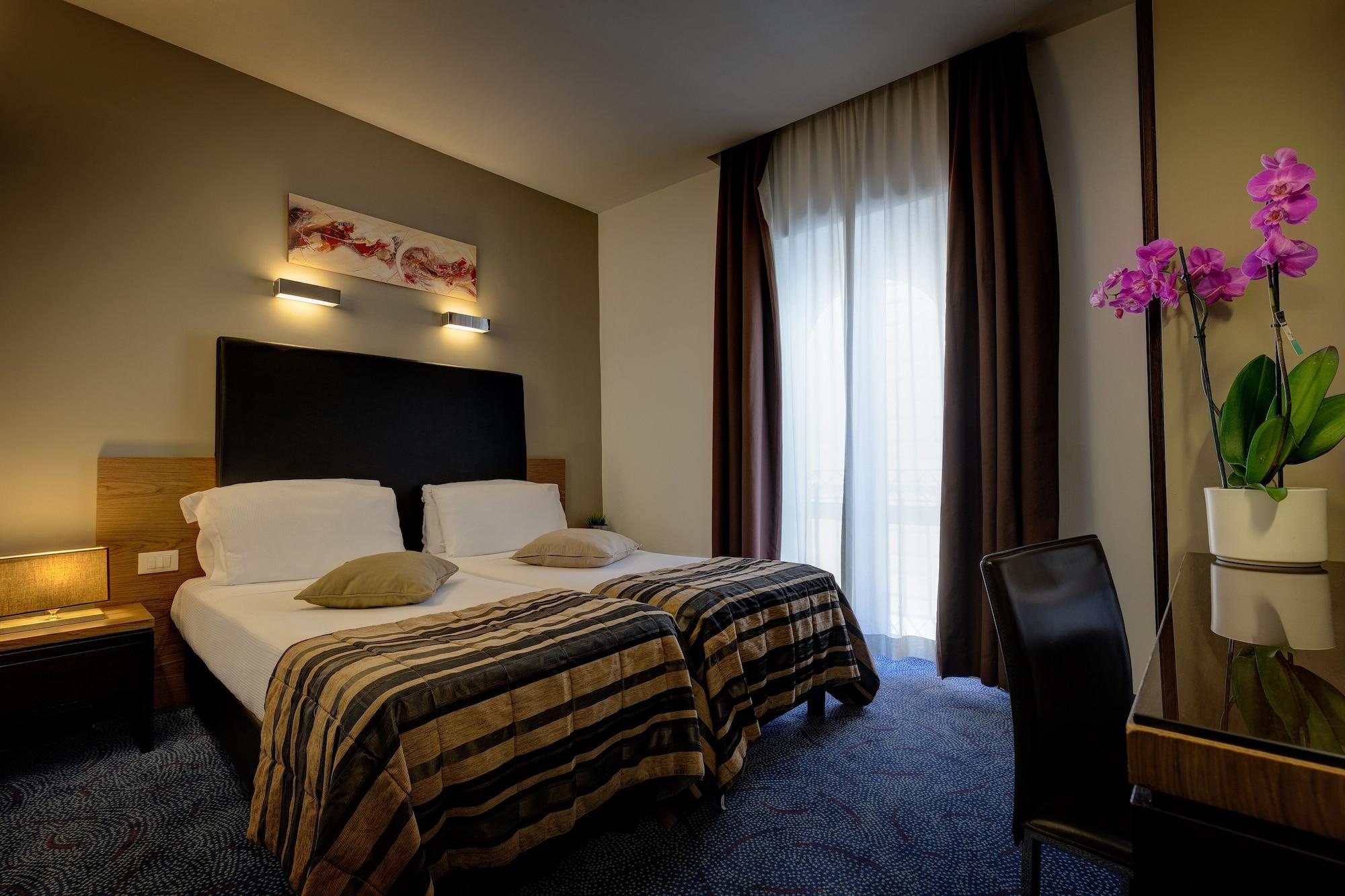 Hotel Rinascimento - Gruppo Trevi Hotels Rome Bagian luar foto