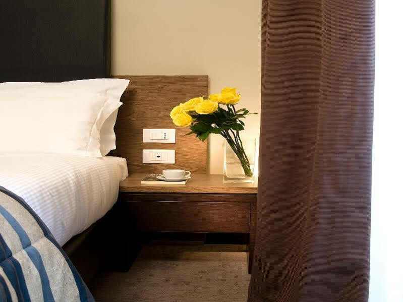Hotel Rinascimento - Gruppo Trevi Hotels Rome Bagian luar foto